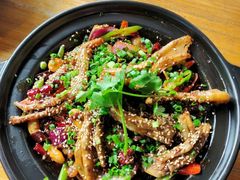-何师烧烤Pro ·江湖川菜·小龙虾·精酿(太古里旗舰店)