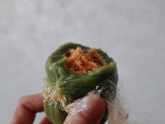 蛋黄肉松青团-许阿姨糕团店(南京总店)