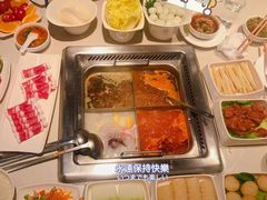 -海底捞火锅鲜切牛肉主题店(长寿路店)