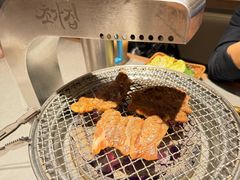 -草家酱蟹炭火烤肉店(珲春南路一店)