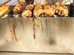 -喜悦小串丹东小黄牛海鲜烧烤大排档(民主广场店)