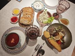-俄士厨房(环球港店)