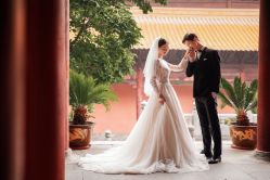 -雪中彩影婚纱摄影·微光艺术中心