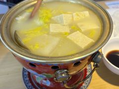 冻豆腐炖白菜-关东小磨东北菜(上海长风大悦城店)
