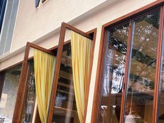 -VERIE BAKEHOUSE