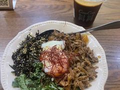 -CowCow其其·牛杂咖啡公司(六运店)