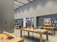 -Apple零售店(华贸购物中心店)
