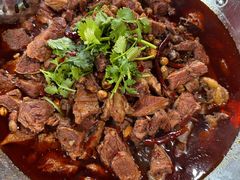 -大众跷脚牛肉馆·非遗传承单位(峨眉山店)