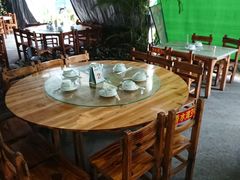 -四川小胡子海鲜(丁村万人海鲜广场店)