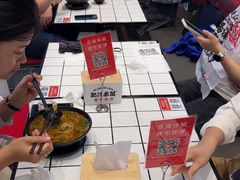 -肥汁米蘭香港米线(长宁来福士店)