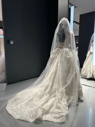 -Vera Wang婚纱礼服旗舰店