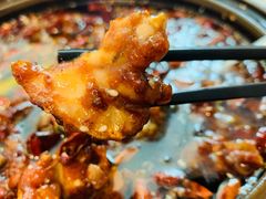 石锅麻辣牛蛙-有璟阁港式餐厅(金融街购物中心店)