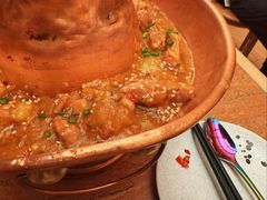 土司铜锅油焖鸡-浩海火燒雲傣家菜(芮欧百货店)