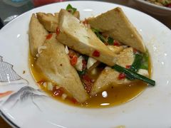 -记忆湘菜馆(芙蓉镇店)