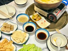 -品粤居港式打边炉·广式烧腊(西安路福佳新天地店)