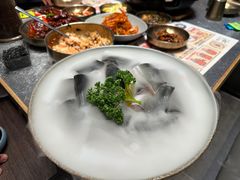 -草家酱蟹炭火烤肉店(珲春南路二店)