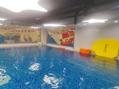 -蓝旗亲子游泳(范湖万达广场店)