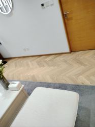 -HEYAN荷妍专业脱毛连锁机构