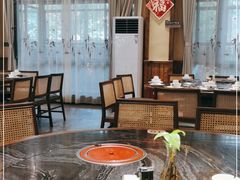 -湘力力小院·鱼汤泡饭(枫林路店)
