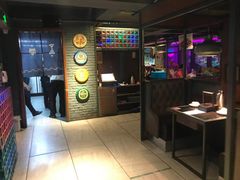 -鸣记脆皮烤鱼·海鲜烤鱼(三八广场店)
