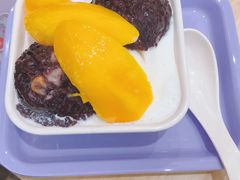 芒果白雪黑糯米甜甜-满记甜品(万科广场店)