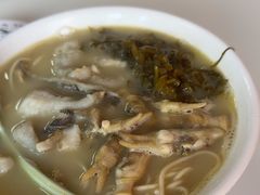 -明呈黄鱼面馆(斜土路店)