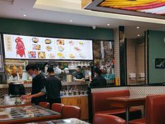 大堂-香港新记茶餐厅(湖墅南路店)