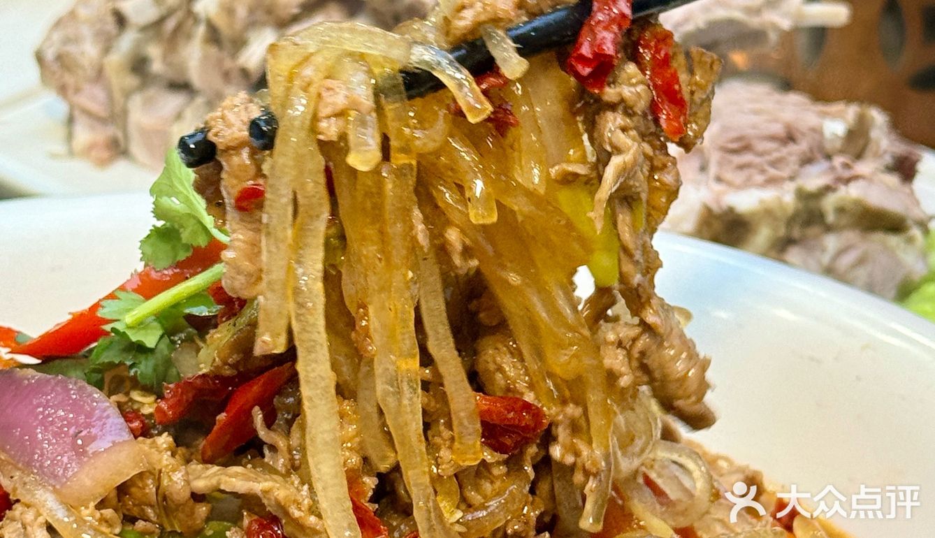大口吃羊肉de快乐！！谁吃谁懂‼️