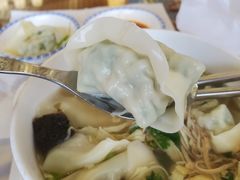 -笑来喜馄饨小笼工坊店(湖滨街店)