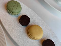 马卡龙巧克力拼盘-福楼法餐厅FLO