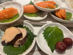 -雍容荟活帝王蟹活龙虾自助(苏宁旗舰店)