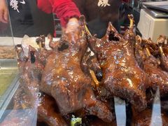-王浩儿纪六孃甜皮鸭(乐山总店)