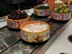 -龍歌自助小火锅(芝罘万达店)
