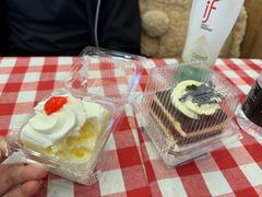 -红宝石·鲜奶小方·海派西点房(南丹店)