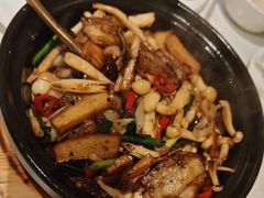 花肉焗珍菌-闻见中国海南菜(K11店)