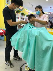 -爆米花儿童美发乐园