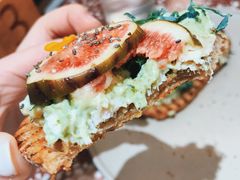 无花果手撕鸡肉tapas-Toris(LuOne凯德晶萃广场店)