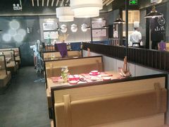 大堂-山城外·非遗酸菜鱼(蜀都万达店)