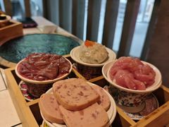 -旧街市鲜货老火锅(大光路店)