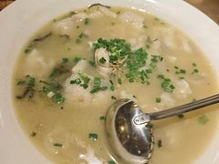 -严记小天府酸菜鱼(西四路店)