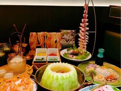 -得意咚瓜·顺德鱼生·冬瓜火锅(深圳首店)