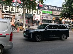 -袁山山重庆火锅(丈八北路店)