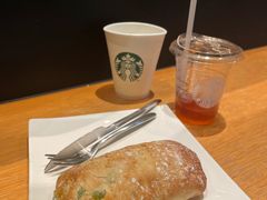 -星巴克(珠海摩尔百货店)