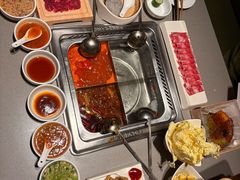 -海底捞火锅(宝龙广场夜宵主题店)