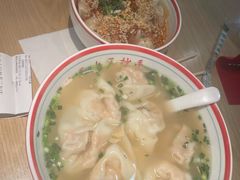 -八二小区抄手(三友路店)