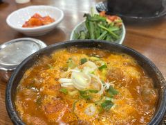 排骨汤饭-旺清进洞米肠汤