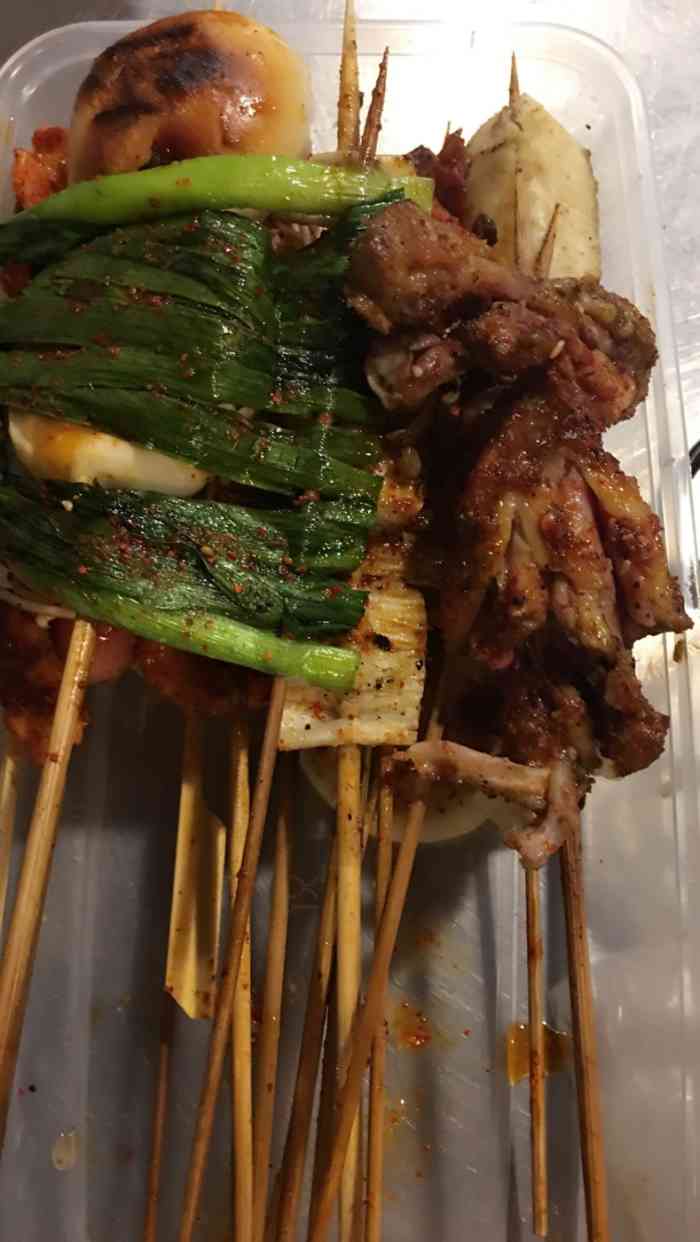 打分 只能说吃了还想吃,每晚只要一饿就会想到兄弟烧烤