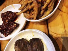 -二孃鸡爪爪(东郊记忆店)