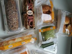 巧克力蜜瓜包-中粮丰通（北京)食品有限公司
