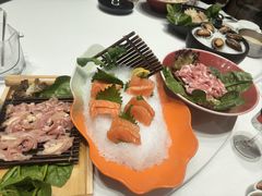 -红鼎豆捞·非遗鲍皇汤火锅(宝丰路店)